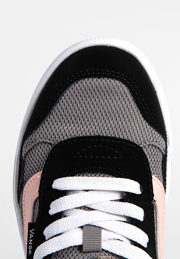 Vans RANGE EXP