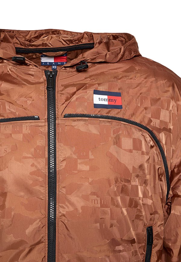 Tommy Jeans