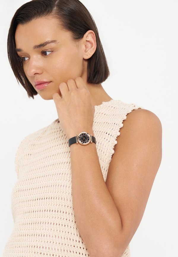 DKNY