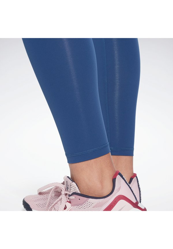 Reebok LUX MATERNITY