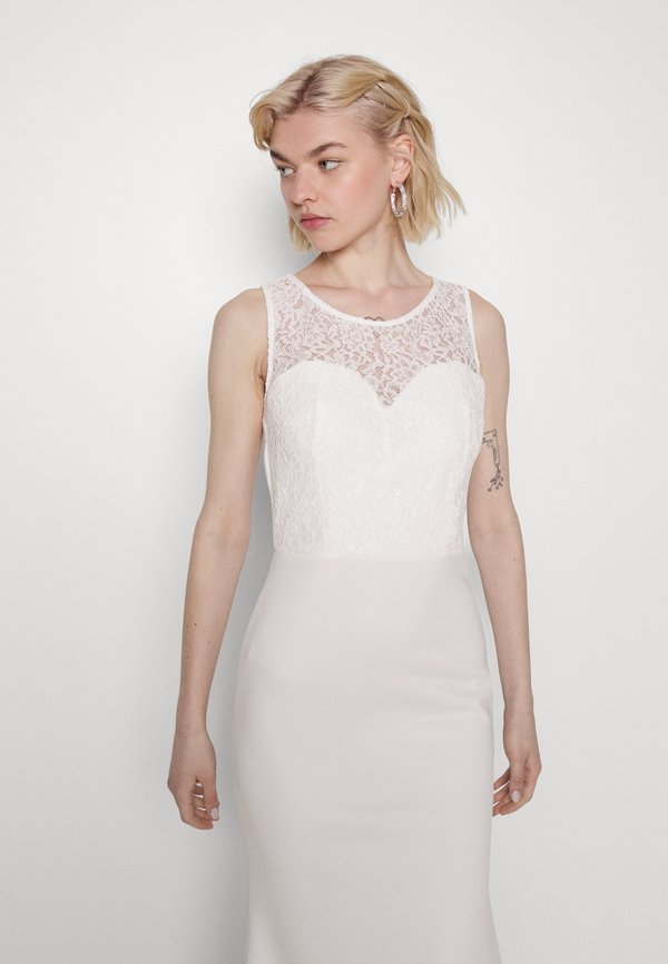 WAL G. WEDDING LEONE BRIDAL GOWN
