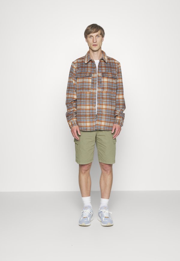 REVOLUTION LINED OVERSHIRT BUTTONS