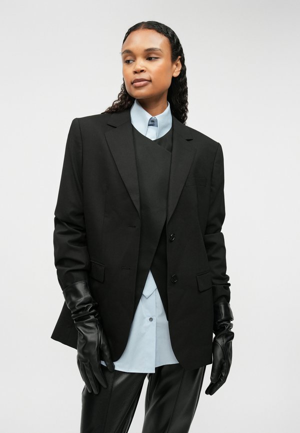 KARL LAGERFELD LOGO TAPE RELAXED