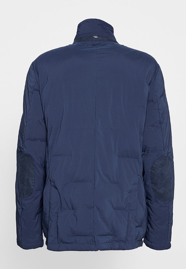Hackett London