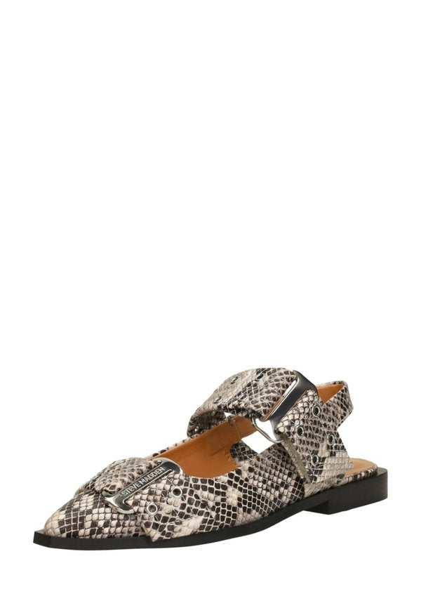 Steve Madden GRAND AVE