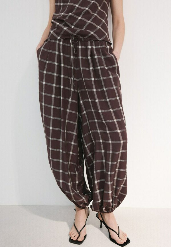 Mango Tracksuit bottoms - burgundy