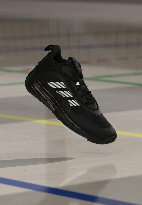 adidas Performance OWNTHEGAME 3.0 UNISEX - Basketball shoes - core black/white