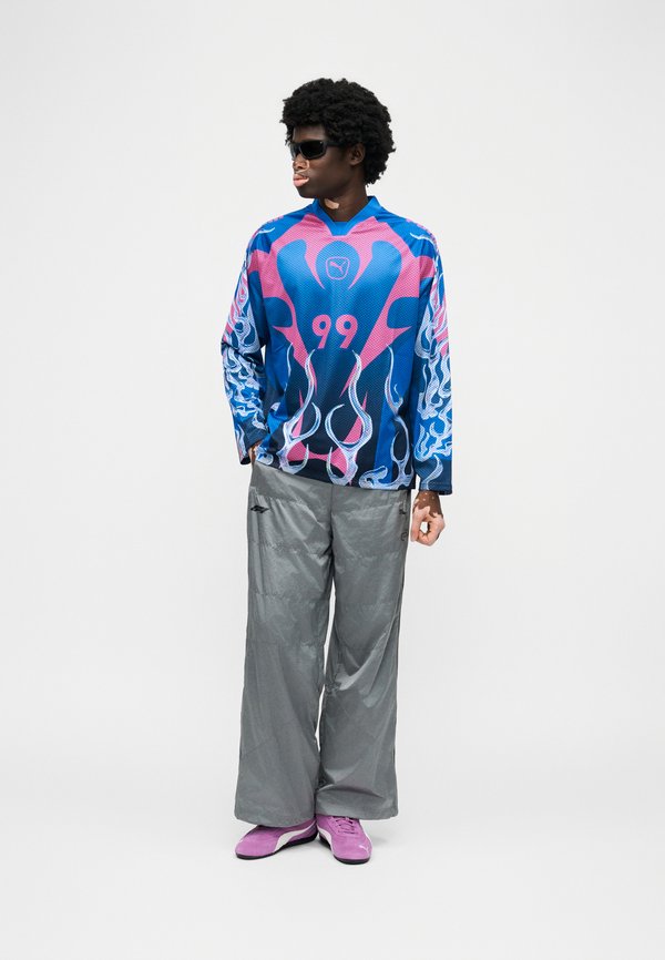 Puma RELAXED LONGSLEEVE UNISEX