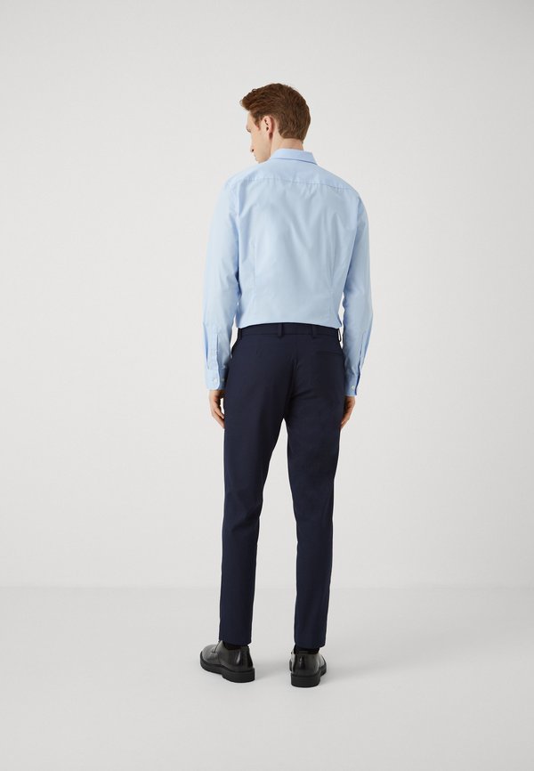 Isaac Dewhirst BASIC PLAIN SUIT SET