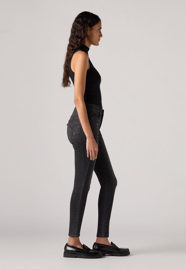 Levi's® 710® SUPER SKINNY