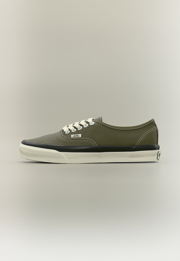 Vans PREMIUM AUTHENTIC 44 DECK