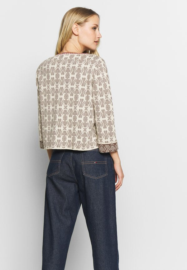 Ivko GEOMETRIC PATTERN