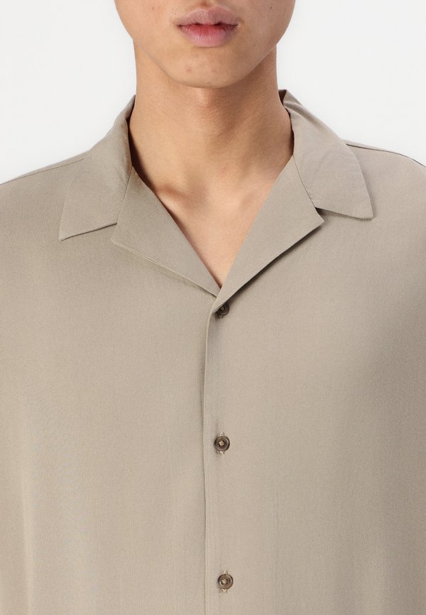 Jack & Jones Resort Relaxed Fit