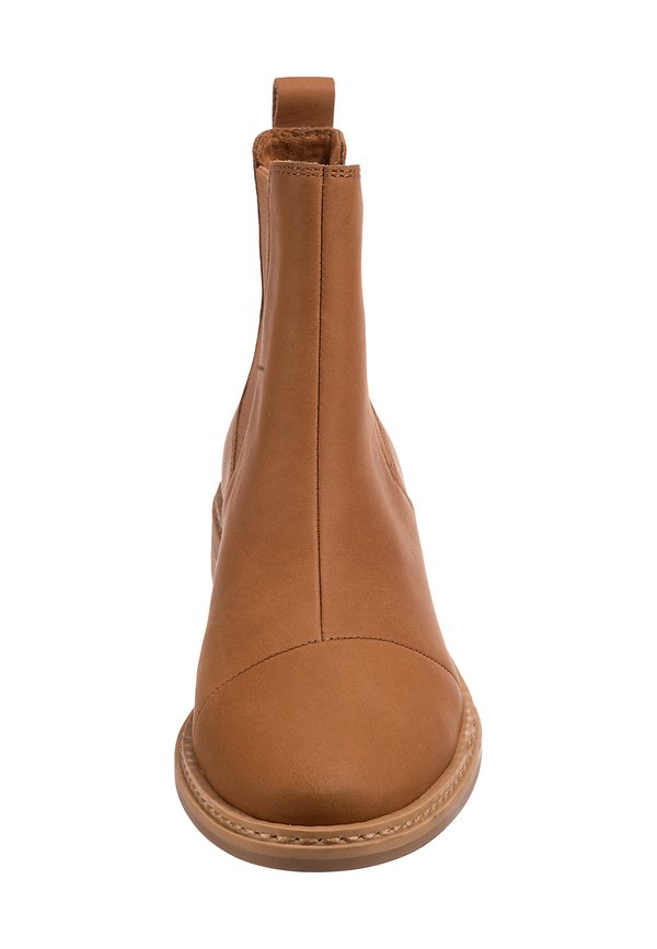 TOMS  CHARLIE