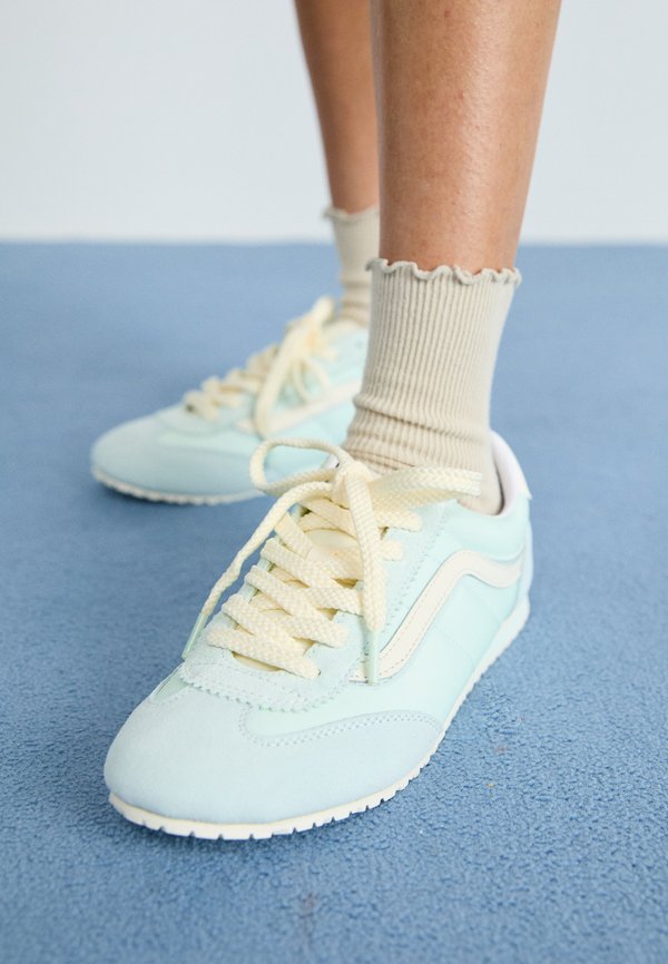 Vans SUPER LOWPRO