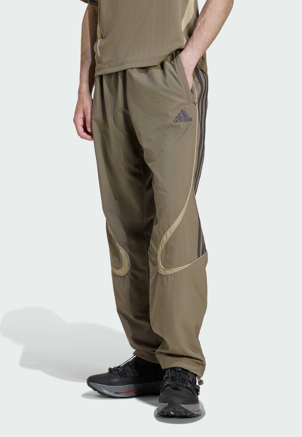 adidas Originals TEAMGEIST