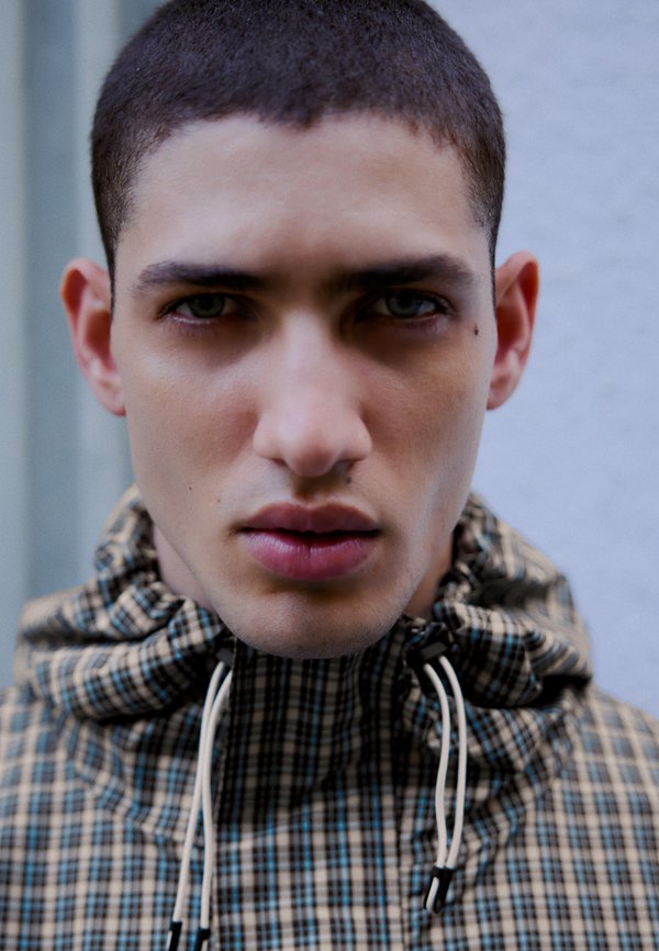 Bershka OVERSIZE CHECK TECHNICAL JACKET - Light jacket - light blue
