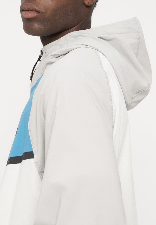 Nike Sportswear