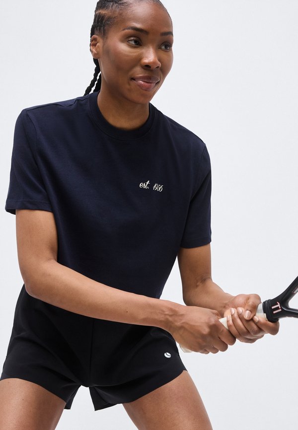 Björn Borg STUDIO CROPPED