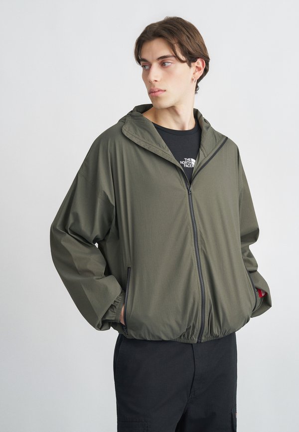 The North Face REDBOX PACKABLE HOODED JACKET