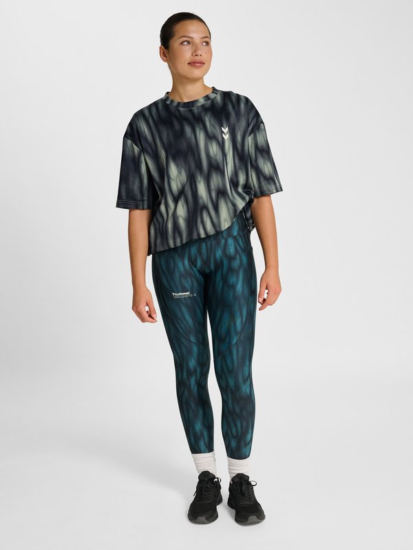 Hummel HMLHIIT AOP LOOSE S/S