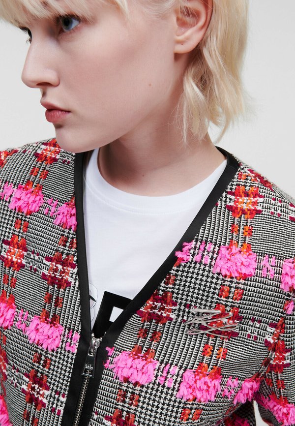 KARL LAGERFELD