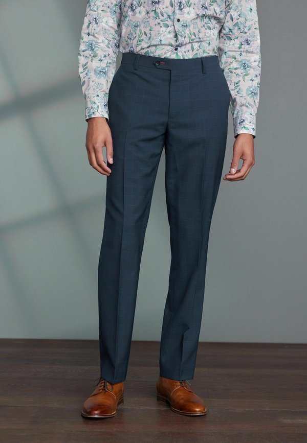Next SLIM FIT