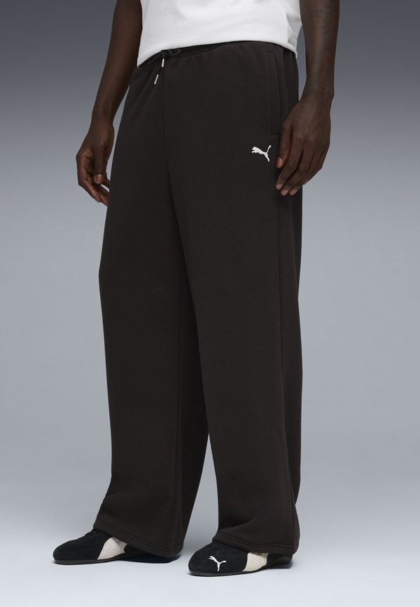 Puma WARDROBE ESSENTIALS OVERSIZED JOGGING