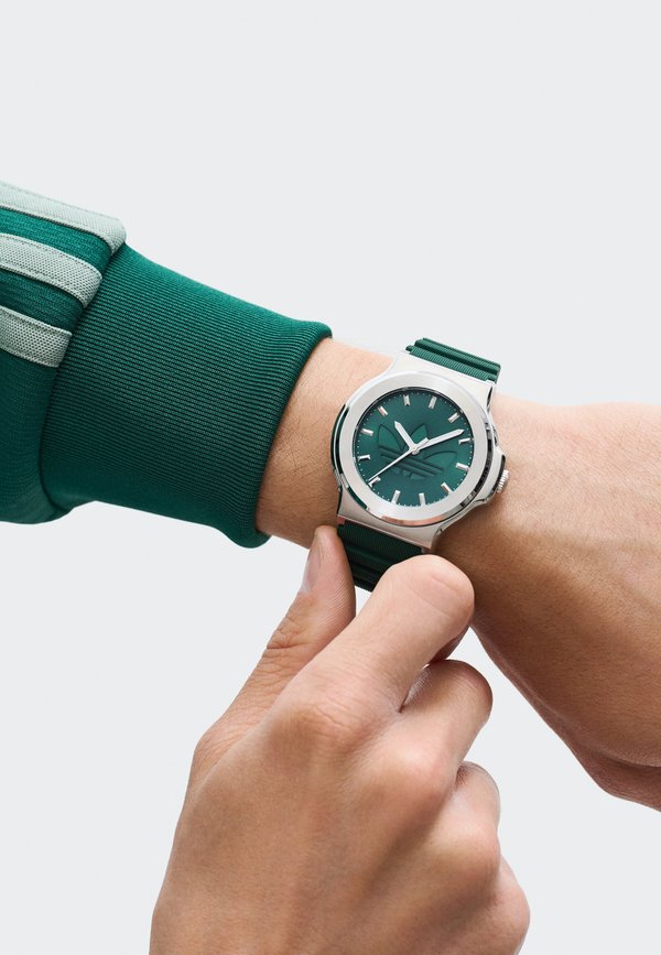 adidas Originals EXPRESSION THREE - Watch - green