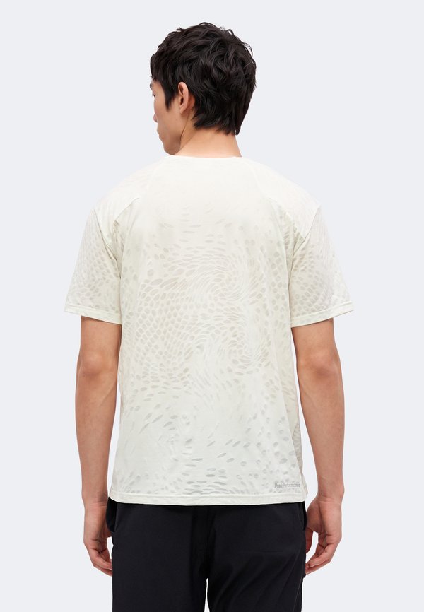 Peak Performance DISCOVER TEE