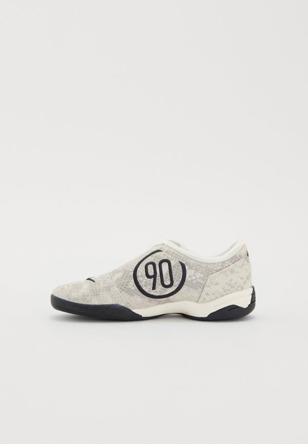 Nike Sportswear T90 SE