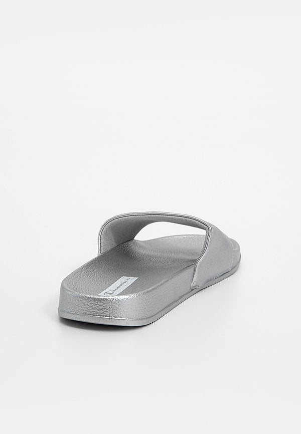 Champion QUEENS