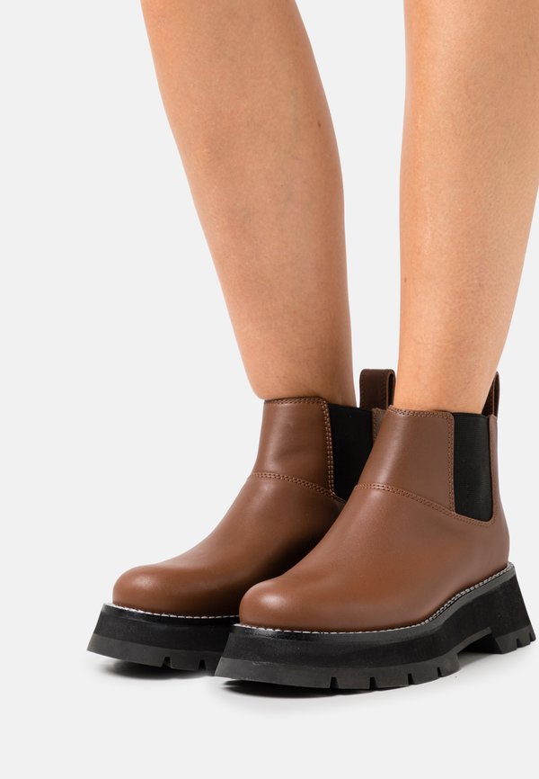 3.1 Phillip Lim KATE SHORT LUG SOLE COMBAT