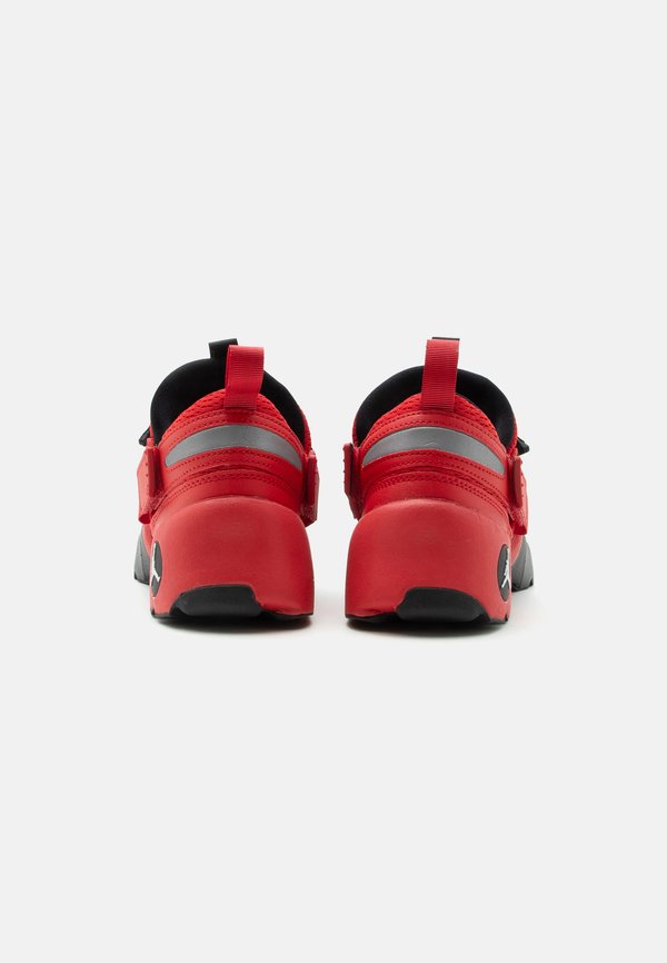 Jordan TRUNNER LX