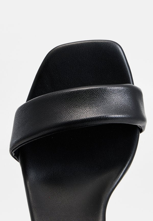 Steve Madden MAREENA