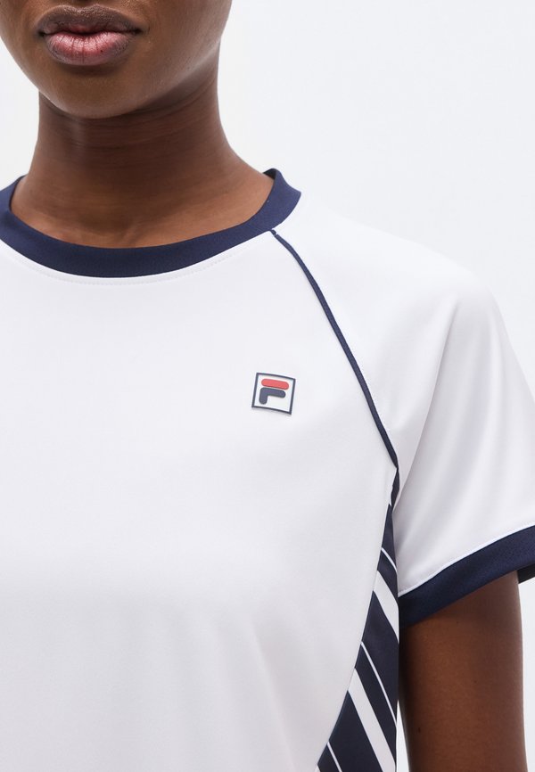 Fila JOSEFINE