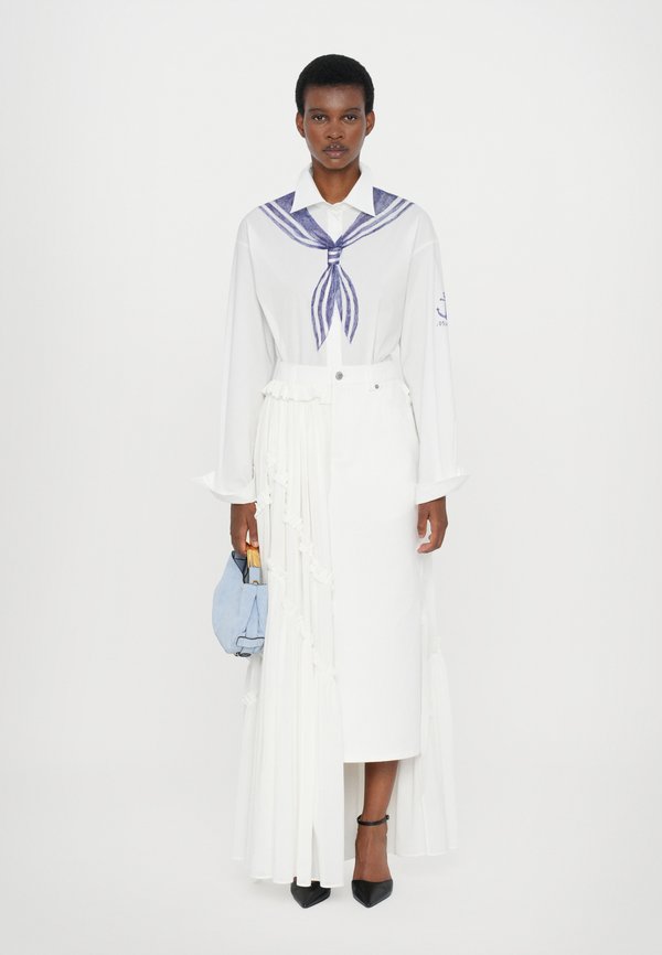 MOSCHINO