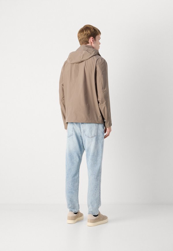 Calvin Klein Jeans