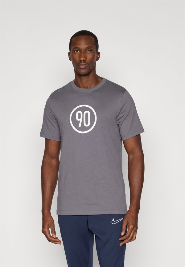 Nike Performance TEE TOTAL 90 - Print T-shirt - graphite/white