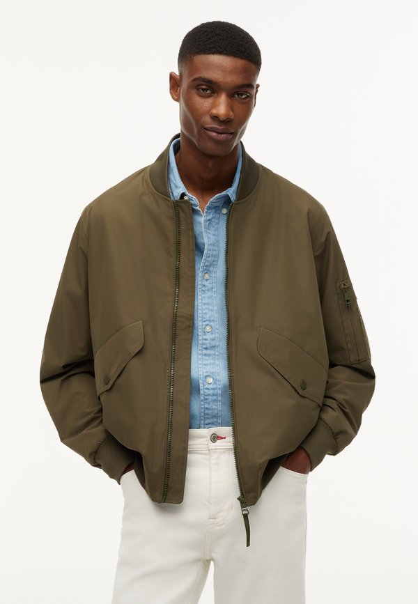 Tommy Hilfiger PACKABLE