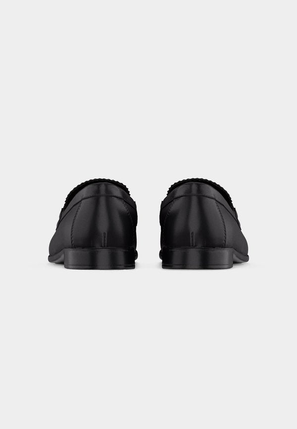 Pier One by Zalando
