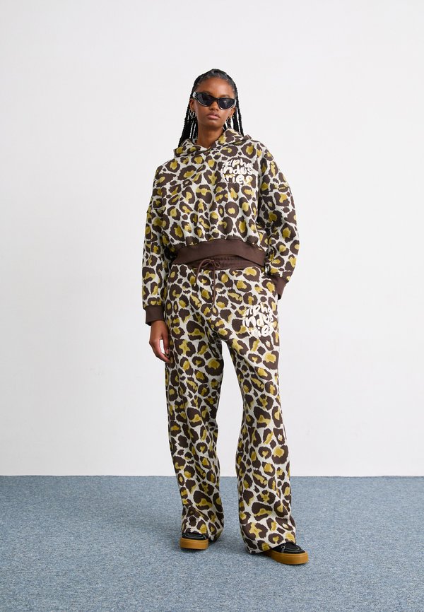 Alpha Industries LOGO JOGGER CAMO