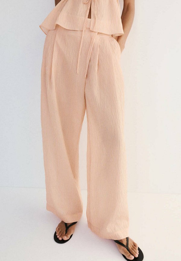 Mango ADULT - Trousers - orange