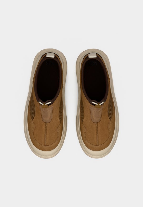 UGG ALL WEATHER HYBRID