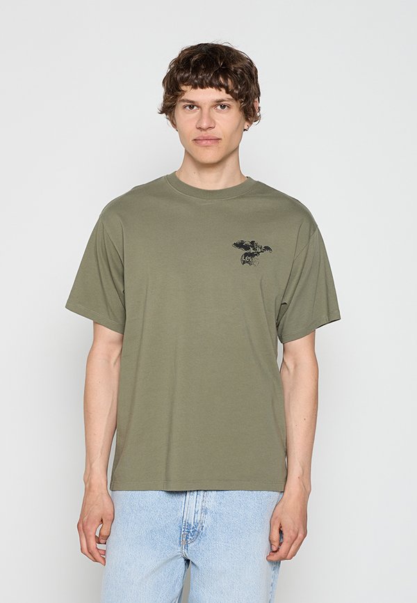Levi's® VINTAGE FIT GRAPHIC TEE