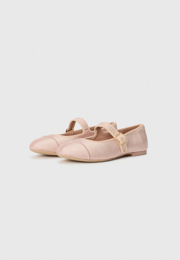 Steve Madden DORY