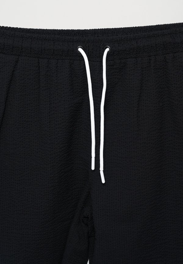 Ellesse CNYK