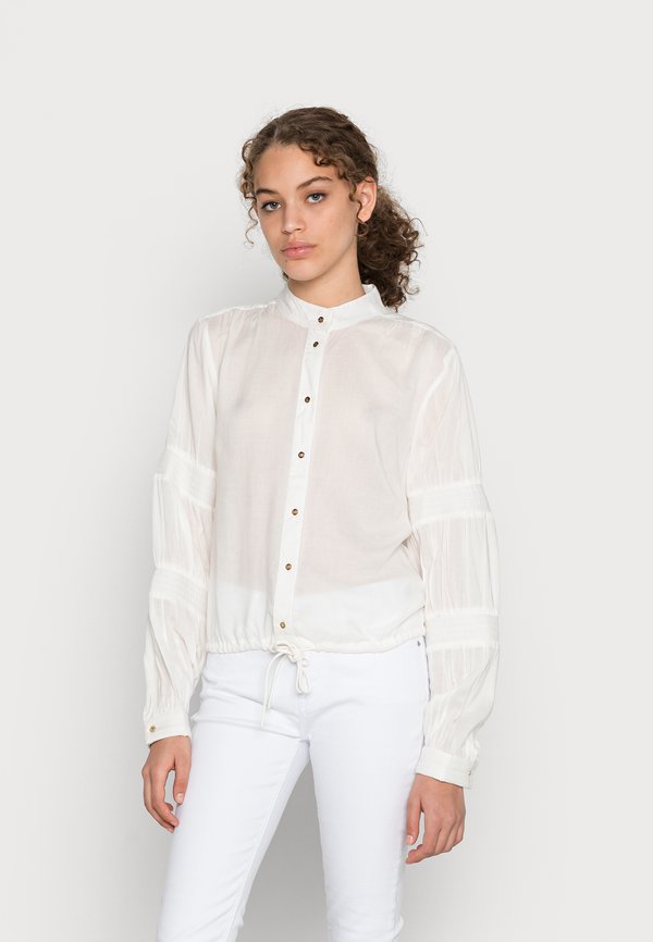 NIKKIE SARAH BLOUSE