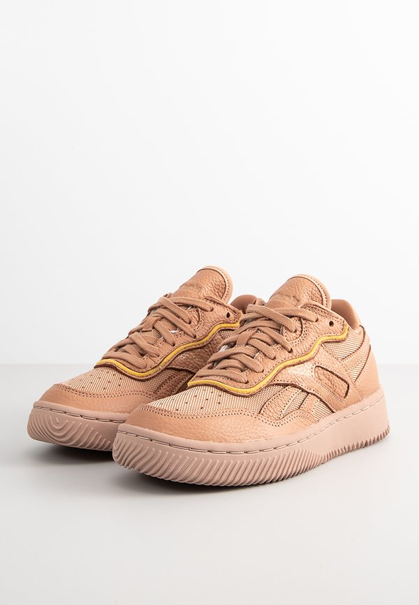Reebok x Victoria Beckham