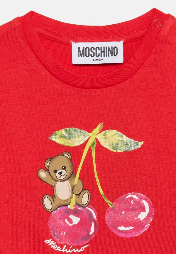 MOSCHINO